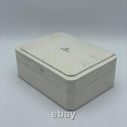 Boîte À Montres Jaeger LeCoultre Avec Carton D'Emballage État Usagé 4