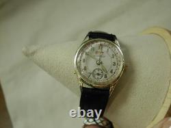 Chronographe Jaeger Le Coultre 14KT Rouge Jour 30Mm Révisé Environ Années 1940