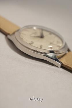 JAEGER-LECOULTRE AUTOMATIQUE à QUANTIÈME EN ACIER, calibre K813, années 50