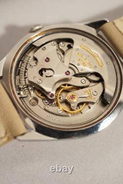 JAEGER-LECOULTRE AUTOMATIQUE à QUANTIÈME EN ACIER, calibre K813, années 50