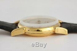 Jaeger-LeCoultre Memovox vintage watch! JLC caliber 814! 32mm Art Deco case
