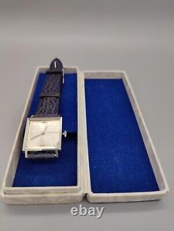 Jaeger-LeCoultre Vintage Carrée Acier Mouvement Manuel Calibre K818/C Co