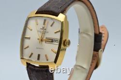 Jaeger Lecoultre Club Montre Hommes 18K 750 Or Vintage Automatique 34MM Day Date