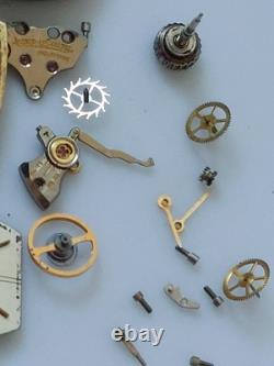 Lot de 2 mouvements Jaeger-LeCoultre vintage pour pièces ou restauration