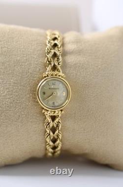 Montre Jaeger Lecoultre, Circa 1954, entièrement or 18 carats, bracelet tressé