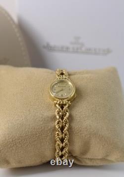 Montre Jaeger Lecoultre, Circa 1954, entièrement or 18 carats, bracelet tressé
