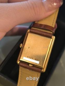 Montre Jaeger Lecoultre'tank' REF. 6129.21 cadran doré avec bracelet en