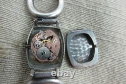 Montre-bracelet femme vintage Jaeger Lecoultre avec bracelet maille argent