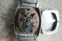 Montre-bracelet femme vintage Jaeger Lecoultre avec bracelet maille argent