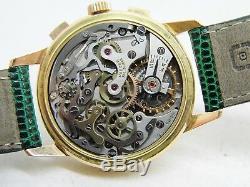 Montre chronographe JAEGER en or 18k mouvement valjoux 72 vers 1950