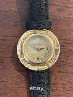 Montre femme ancienne JAEGER LECOULTRE or 18 carats, révisée
