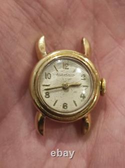 Montre femme vintage Jaeger Lecoultre en or jaune 18 K