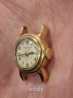 Montre femme vintage Jaeger Lecoultre en or jaune 18 K