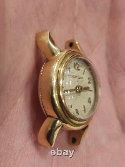 Montre femme vintage Jaeger Lecoultre en or jaune 18 K