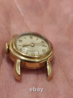 Montre femme vintage Jaeger Lecoultre en or jaune 18 K