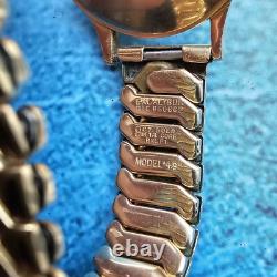 Montre homme vintage Jaeger LeCoultre en or massif 18 carats calendrier pouss