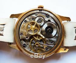 Montre mécanique en OR massif JAEGER LECOULTRE Swiss vers 1950 gold watch