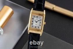 Montre pour femme Jaeger LeCoultre Reverso en or 18 carats (0,750) à Montre pour femme Jaeger LeCoultre Reverso en or 18 carats (0,750) à