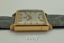 Omega Square En Or 18K A Remontage Manuel Cal. 302 De 1958