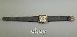 Omega Square En Or 18K A Remontage Manuel Cal. 302 De 1958