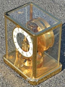 Orologe Perpétuel Atmos Jaeger-LeCoultre 1993, Horloge d'Intérieur