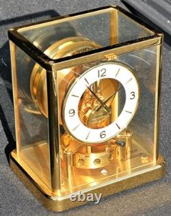 Orologe Perpétuel Atmos Jaeger-LeCoultre 1993, Horloge d'Intérieur