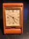 Pendulette Ados Hermès cuir fauve, mouvement Jaeger Lecoultre pour Hermès