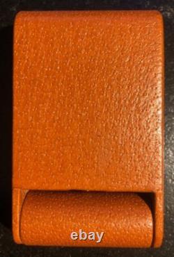 Pendulette Ados Hermès cuir fauve, mouvement Jaeger Lecoultre pour Hermès
