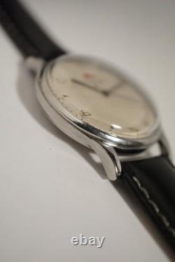 RARE JAEGER-LECOULTRE RESERVE DE MARCHE EN ACIER, 37 mm, AUTOMATIQUE