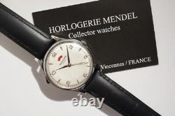 RARE JAEGER-LECOULTRE RESERVE DE MARCHE EN ACIER, OVERSIZE 37 mm, AUTOMATIQUE