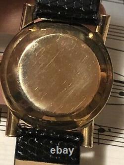 Vintage LECOULTRE 481 Réserve de puissance Men's Watch = fonctionne
